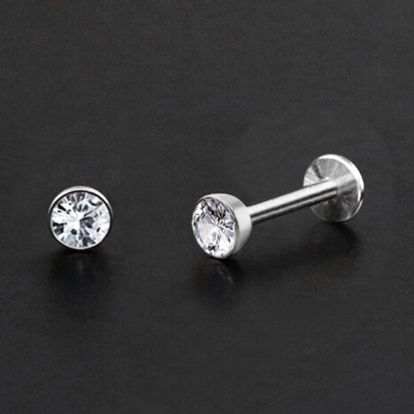 labret piercing,lip piercing,tragus piercing,helix piercing