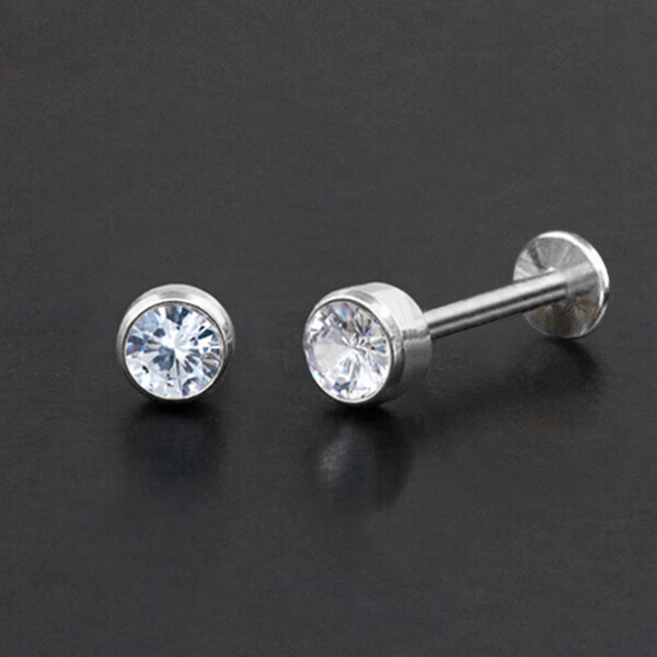 steel labret,steel body jewelry,lip piercing,flat piercing,helix piercing