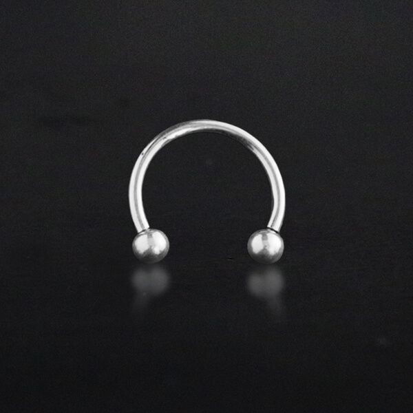 circular barbell piercing,circular steel barbells,eyebrow piercing,conch piercing,helix piercing