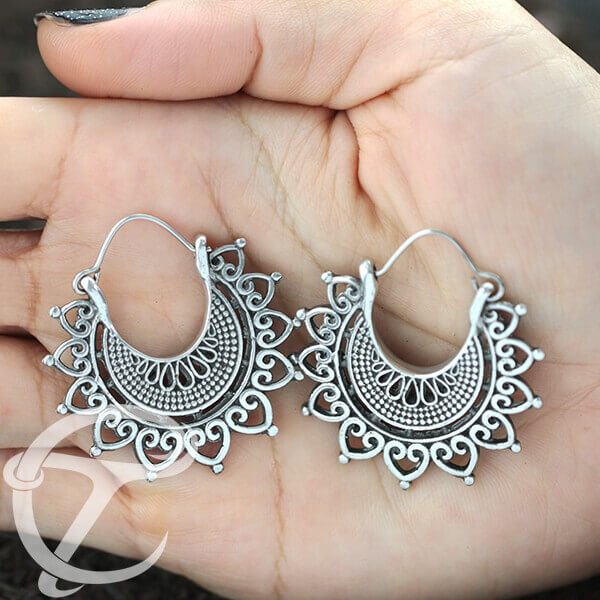 white brass earring,white brass jewelry,wholesale brass jewelry,white brass earrings,ethnic brass jewelry