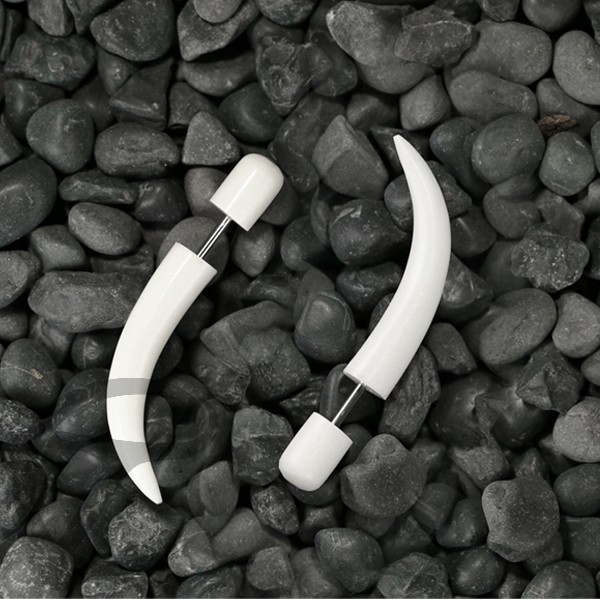 fake piercing , expander