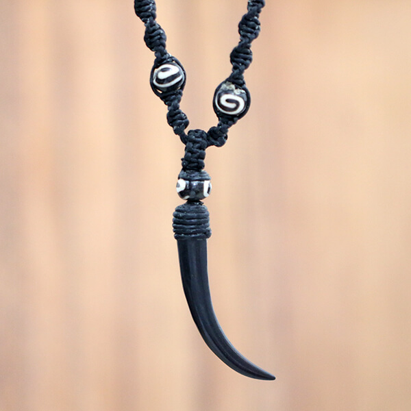 wood,necklaces,tribal,jewelry