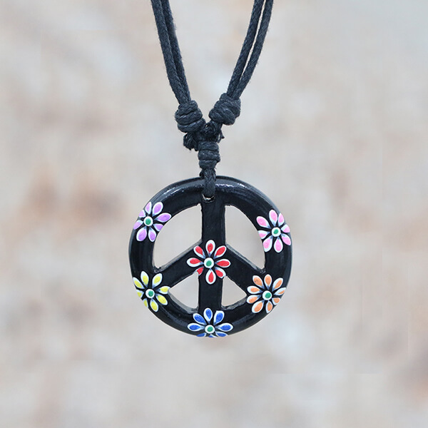 wood,necklaces,tribal,jewelry