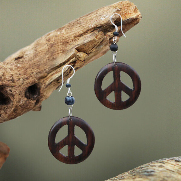 wood,earrings,chaotic,trading,bangkok