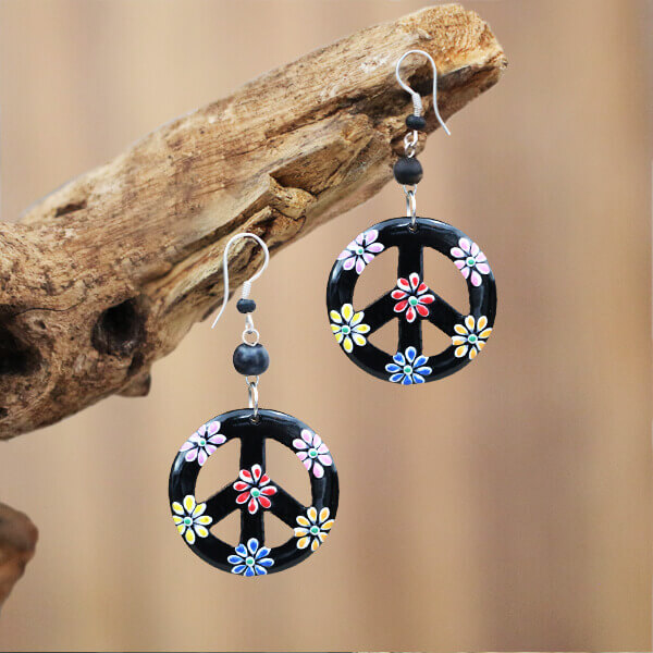 wood,earrings,chaotic,trading,bangkok