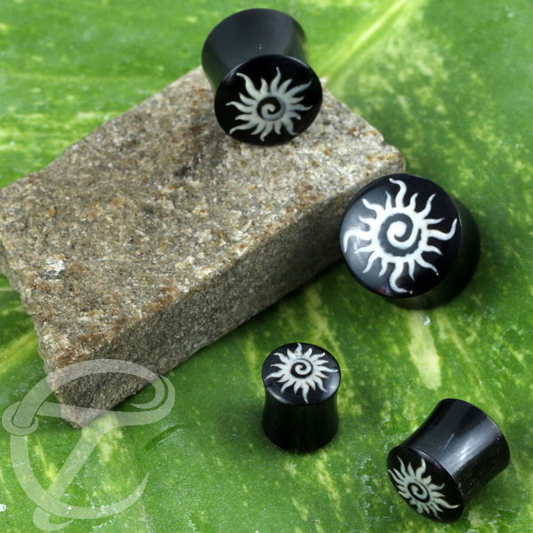 horn,plugs,tribal,piercing,tribal,piercing,horn flesh,tunnel