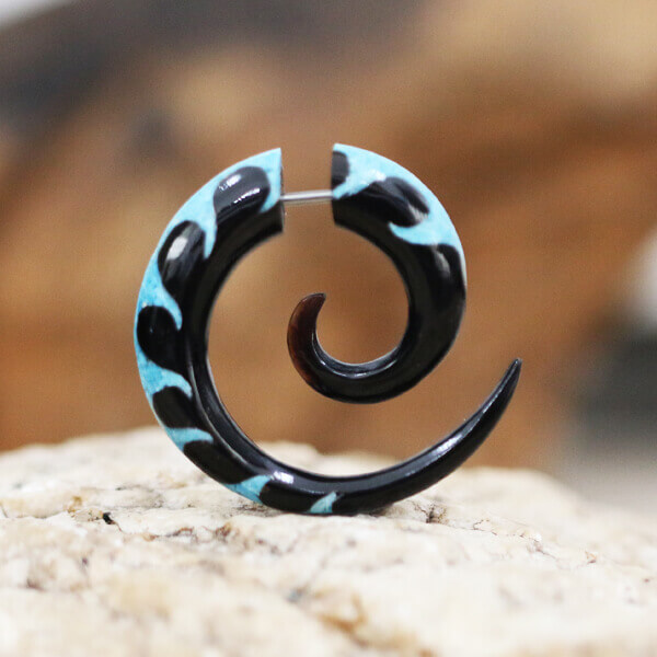 fake,piercing,cheaters,20,guage,wood,fake,piercing,wooden,fake,plugs