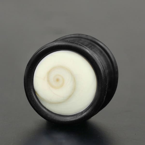 wood,plugs,wood,piercing,wooden,earplugs,Bangkok,body,jewelry