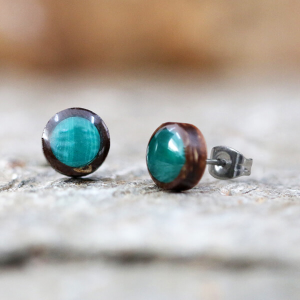 silicone,spiky,earstud,ear,stud,sticker