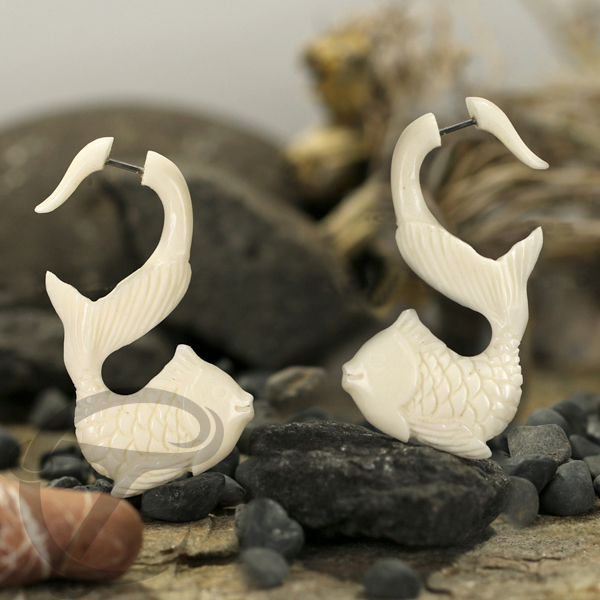 coy,fish,fake,piercing