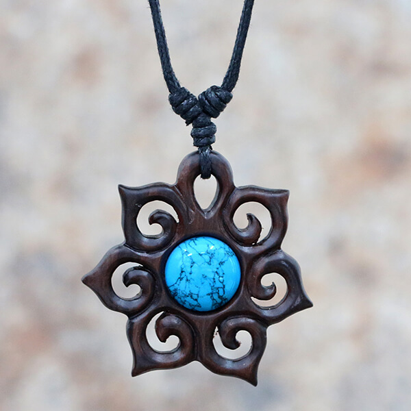 wood,pendant,tribal,jewelry