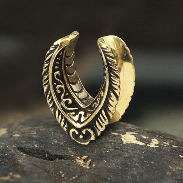 brass,ear,saddle,piercing,jewelry