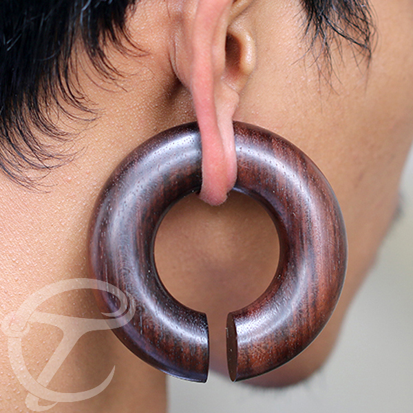 wood,ethnic,body,jewelry