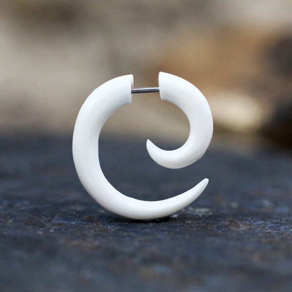 fake piercing , 6mm spiral