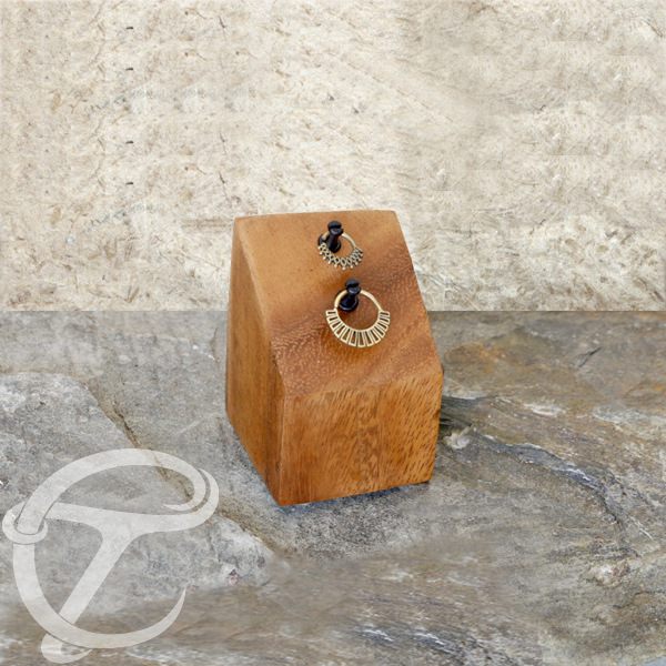 body piercing jewelry,piercing jewelry display,piercing bars,segment rings