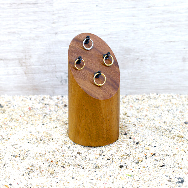 body piercing jewelry,piercing jewelry display,circular piercing bars,segment rings