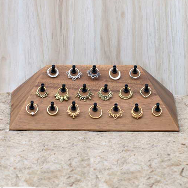 body piercing jewelry,piercing jewelry display,circular piercing bars,segment rings