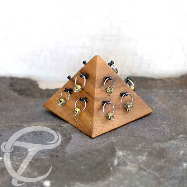 body piercing jewelry,piercing jewelry display,circular piercing bars,segment rings