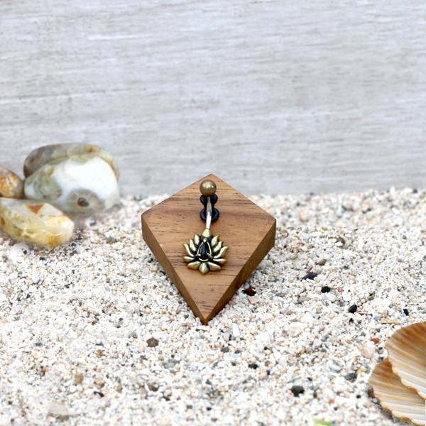 body piercing jewelry,piercing jewelry display,navel bars,body piercing