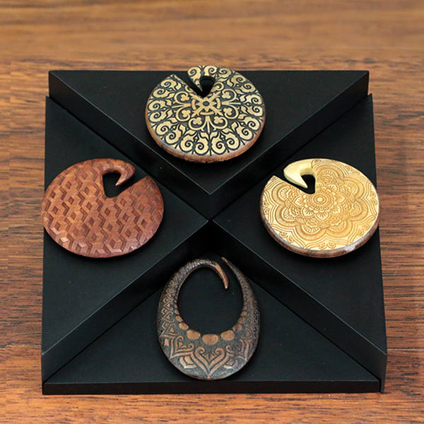 jewelry display,jewelry,body piercing,organic jewelry