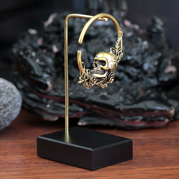 jewelry display stand,brass earrings,piercing hangers,bracelets