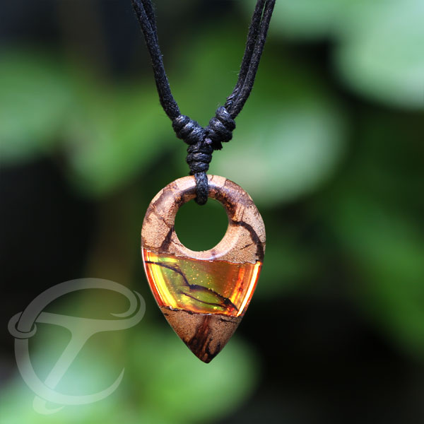 wood pendant,Epoxy pendant,The Epoxy necklace,Resin necklaces,Epoxy jewelry