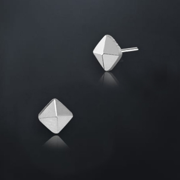 titanium threadless piercing end,threadless body piercing,threadless yeybrow piercing,threadless conch piercing,threadless snug piercing