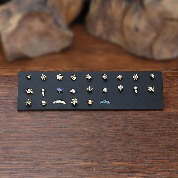 body piercing jewelry display,labret piercing jewelry,wooden jewelry display